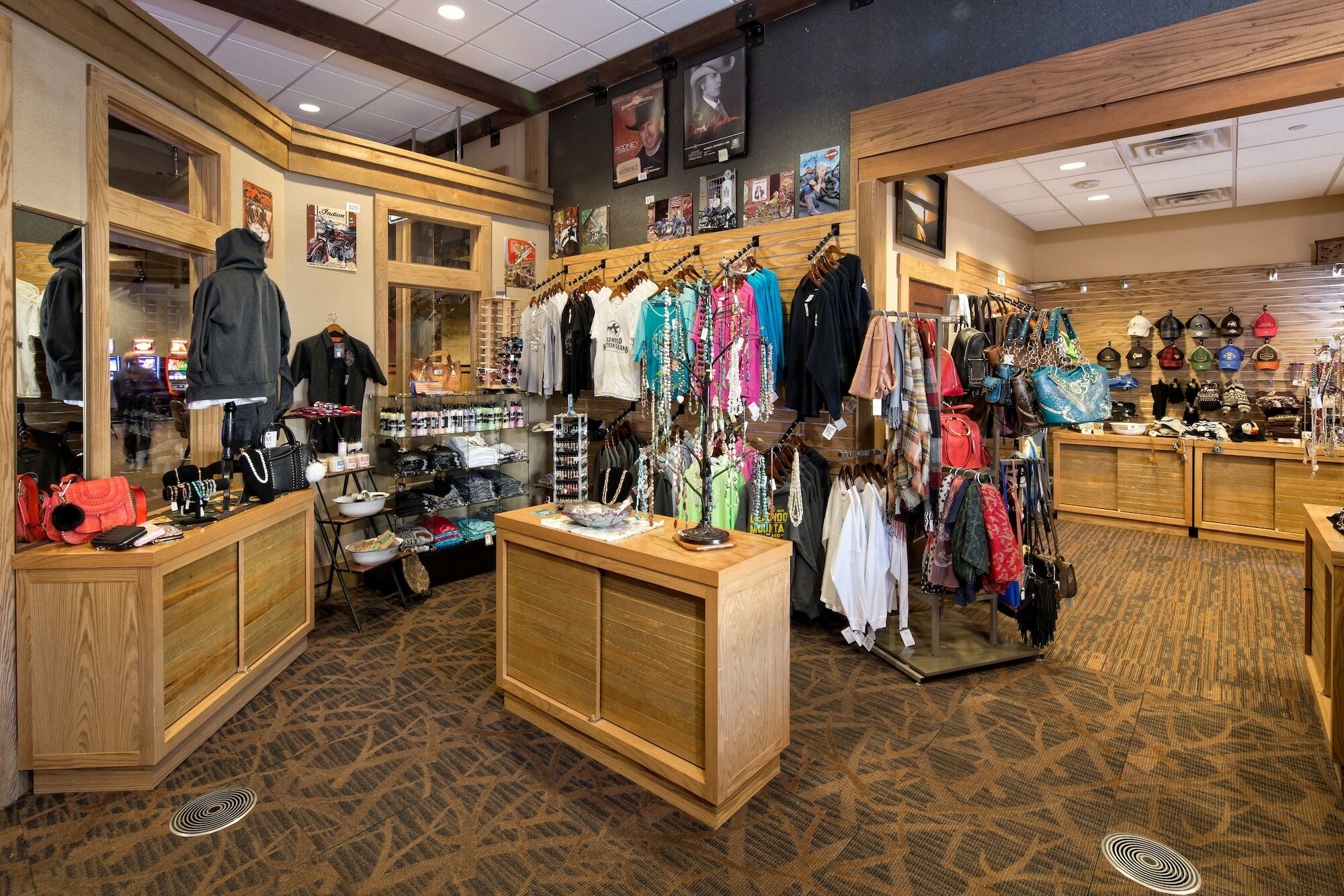 Фото 179965646568