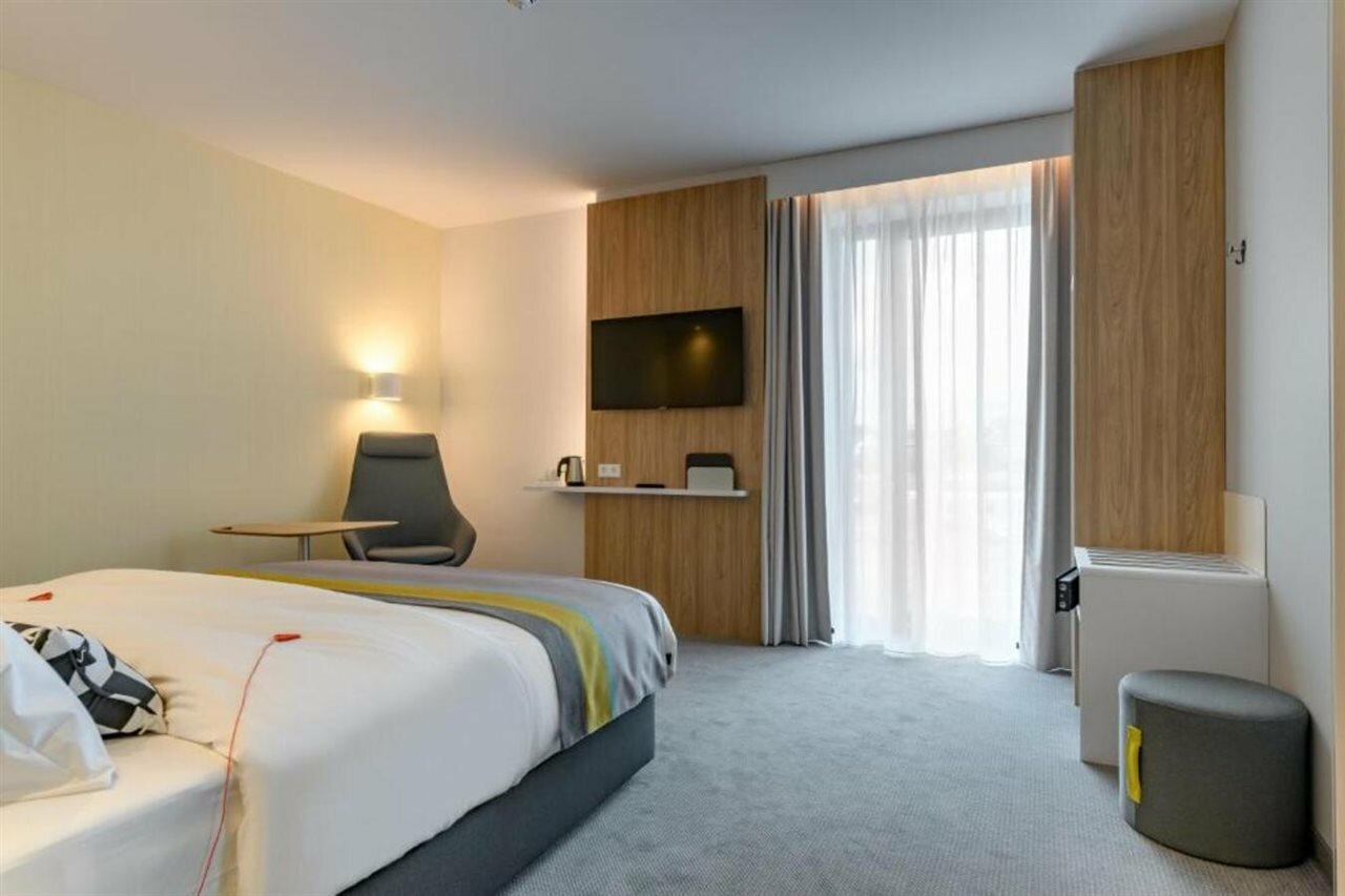Фото Holiday Inn Express Fulda, an Ihg Hotel