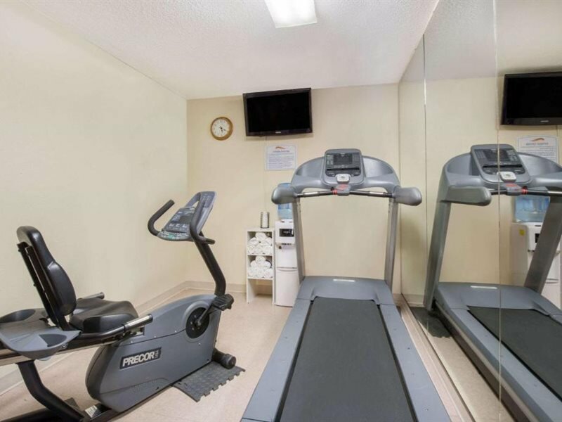 Фото Baymont by Wyndham Casper East