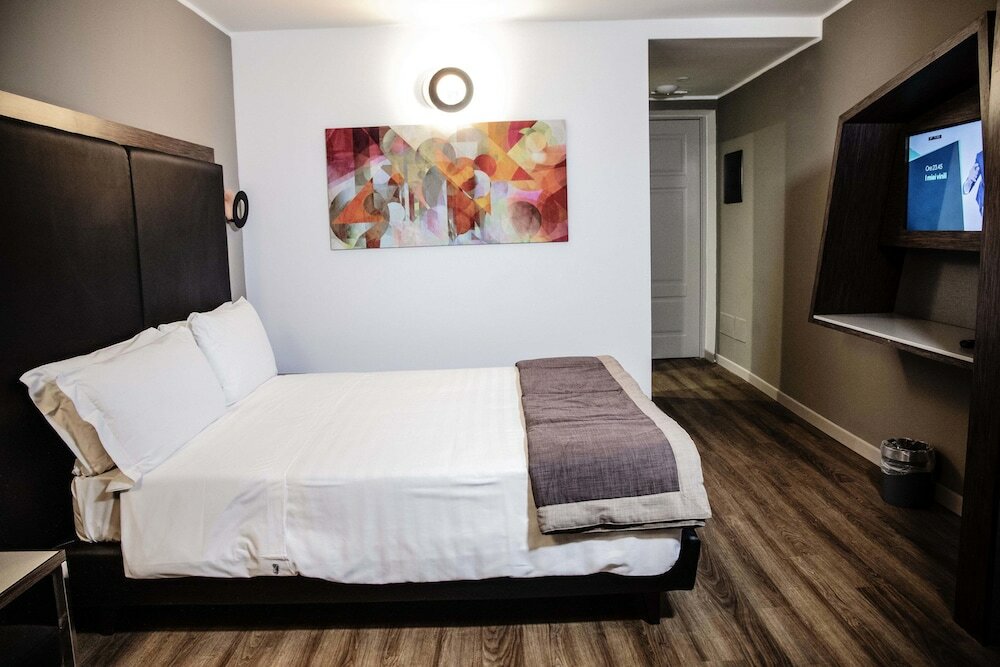 Фото Al Manthia Hotel