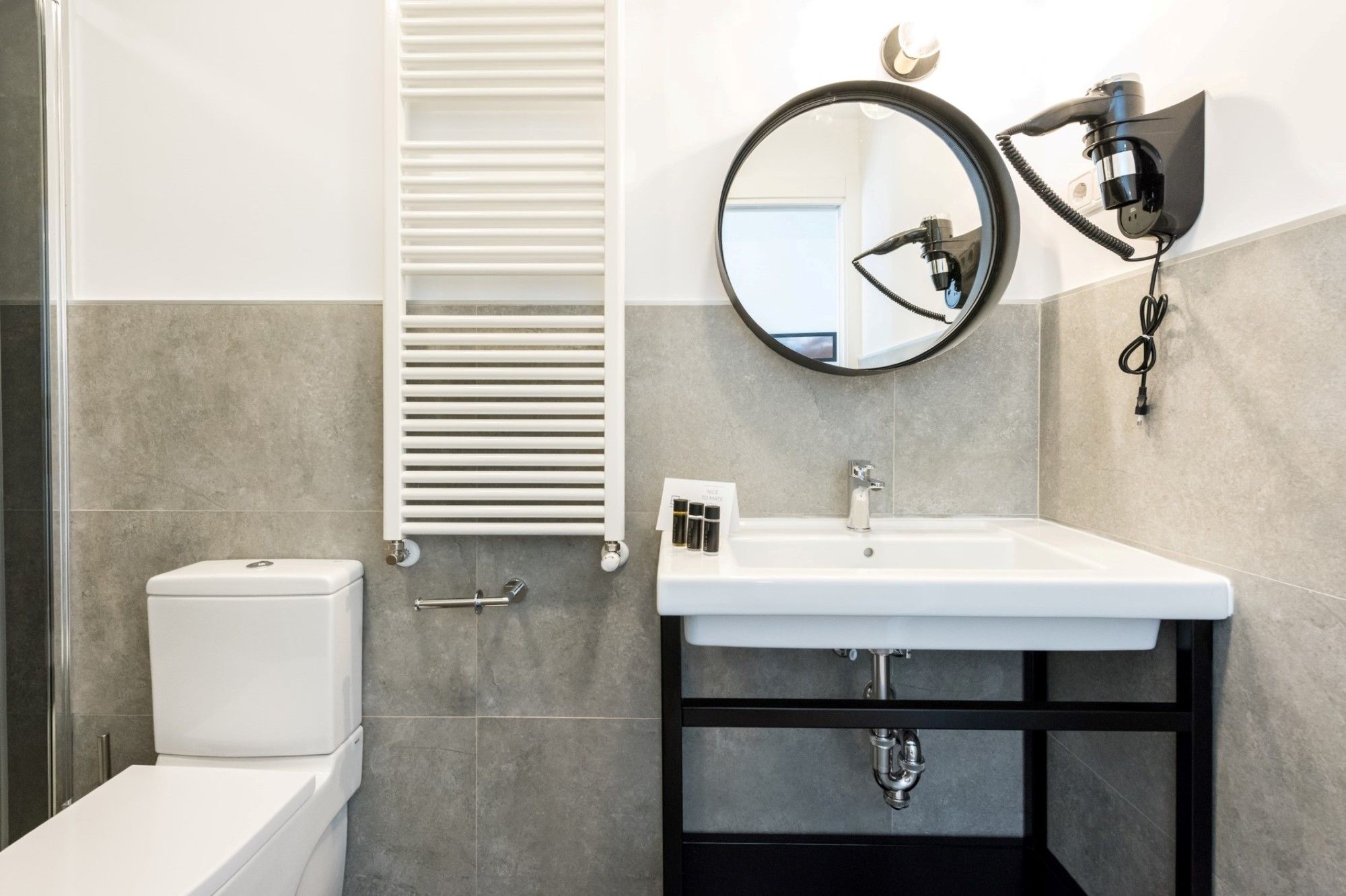 Фото Plaza de España Skyline