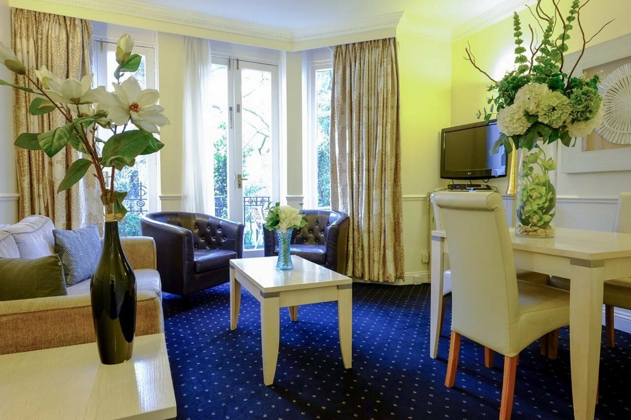 Фото Collingham Serviced Apartments