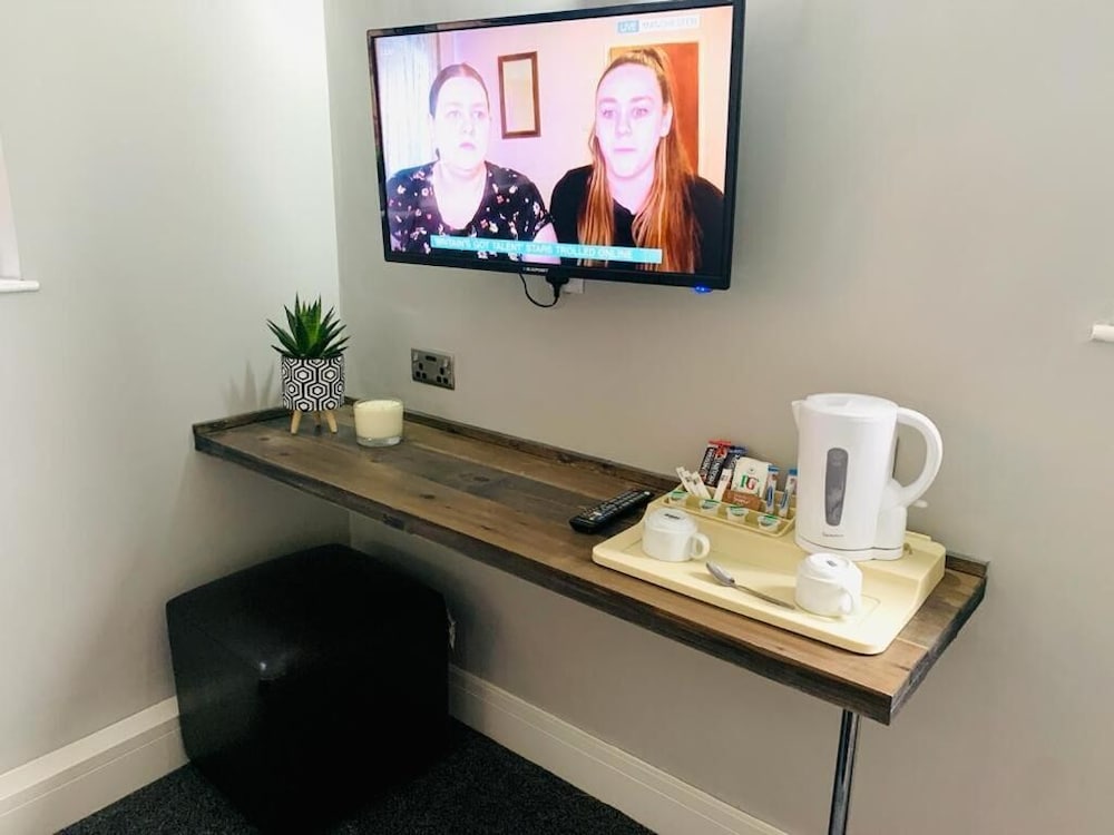 Фото Fairways Lodge & Leisure Club