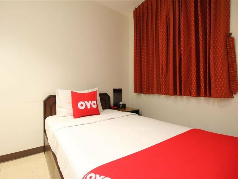 Фото Super OYO 484 Pannee Residence Khaosan SHA Plus