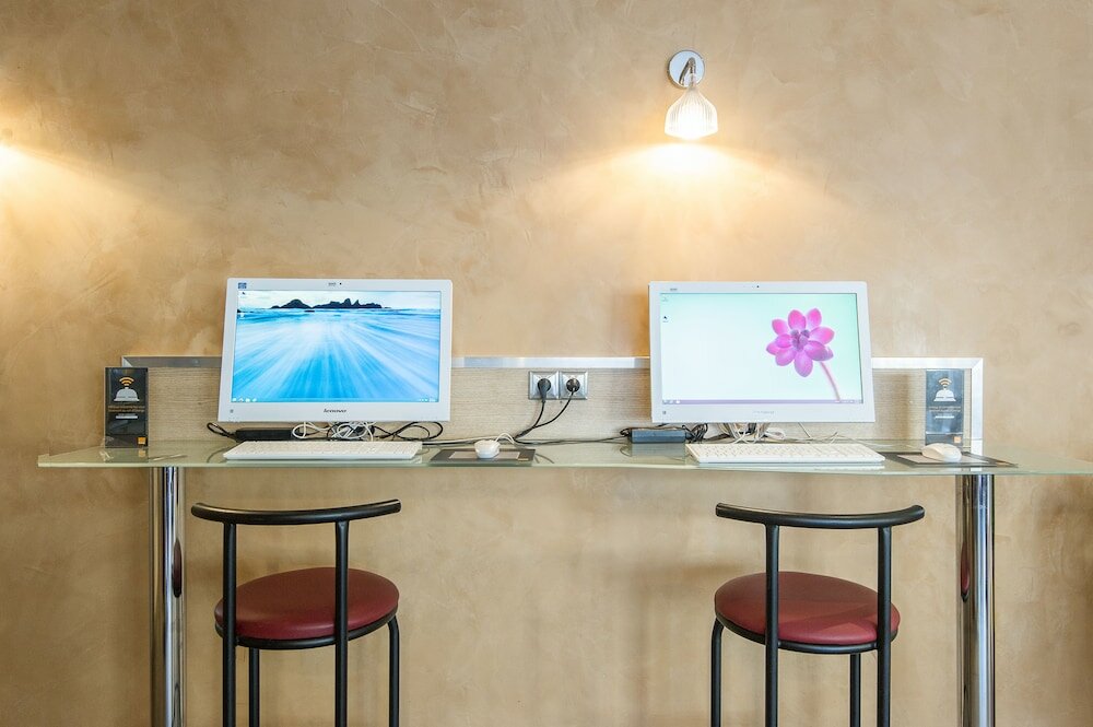 Фото Nice Pam Hotel