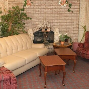 Фото Magnuson Hotel Fowlerville