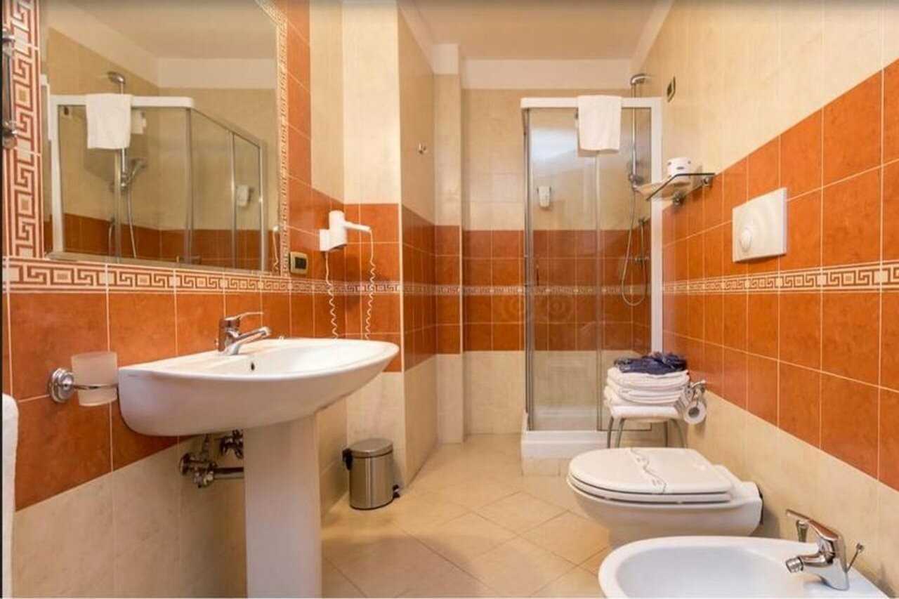 Фото Ranch Palace Hotel