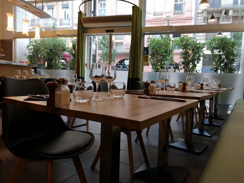 Фото Ibis Toulouse Gare Matabiau