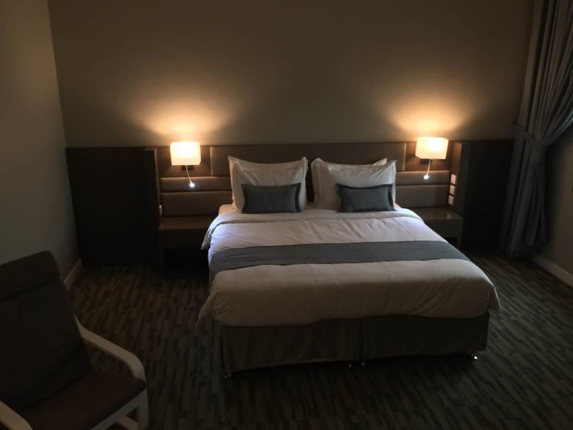 Фото Loren Suites Corniche