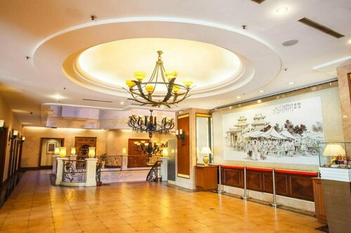 Гостиница Wei-Yat Grand Hotel в Тайнани