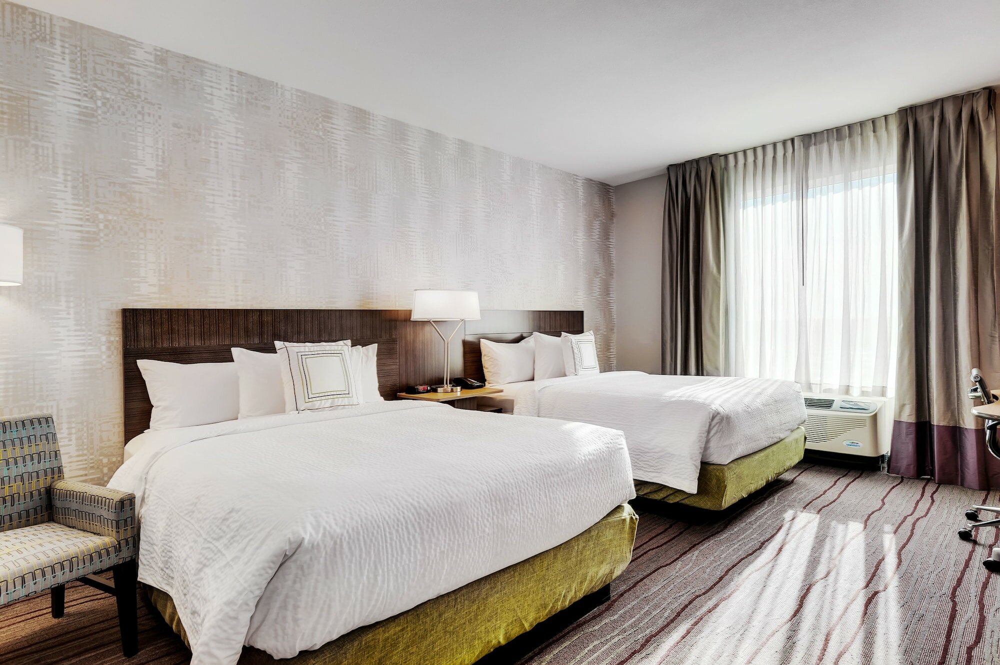 Фото Fairfield Inn & Suites by Marriott Chicago Schaumburg