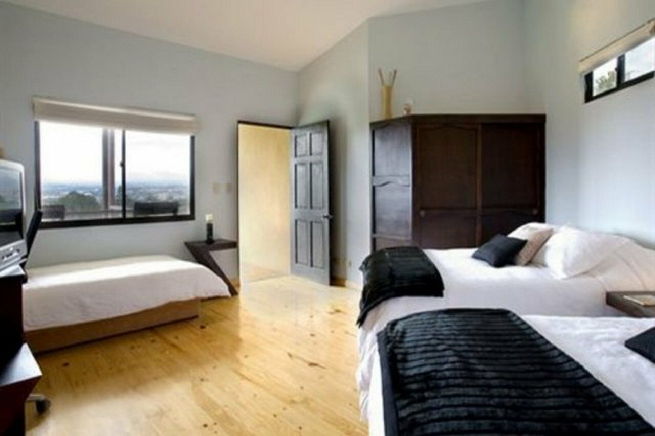 Фото Boutique Hotel Out of Bounds Costa Rica