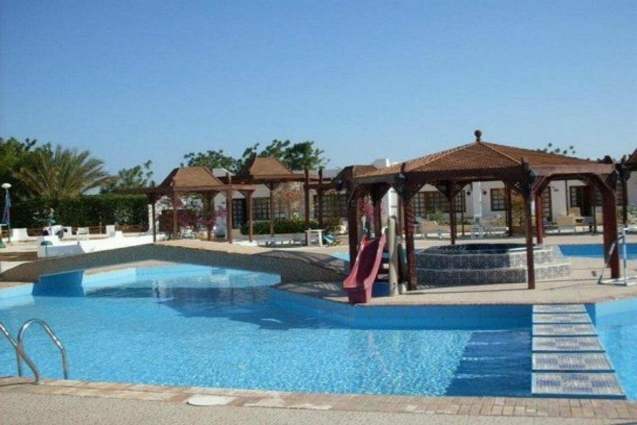 Фото Менавиль Резорт