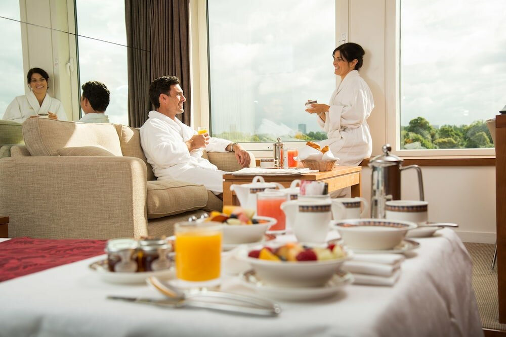 Фото Royal Garden Hotel