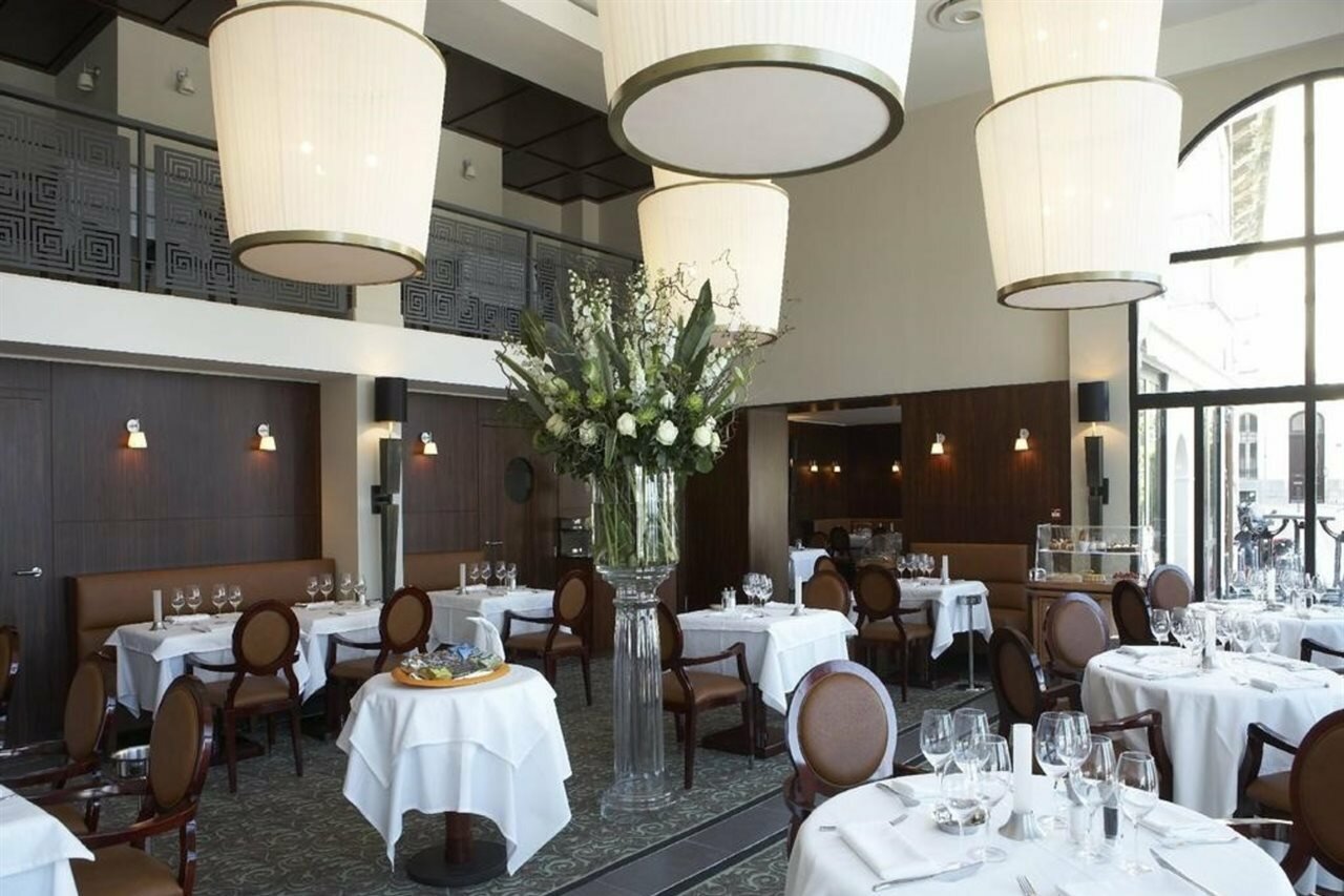 Фото Hotel Le Café de Paris