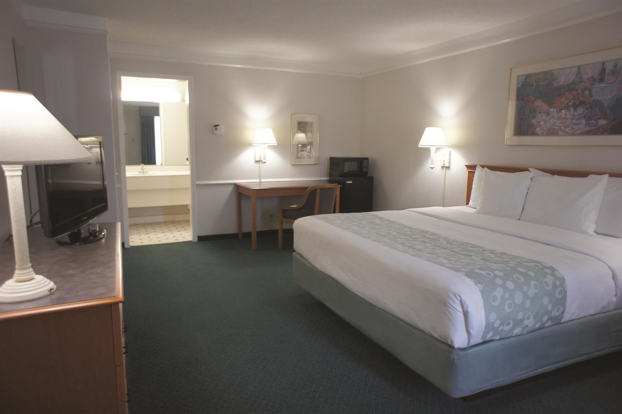 Фото Days Inn by Wyndham Georgetown