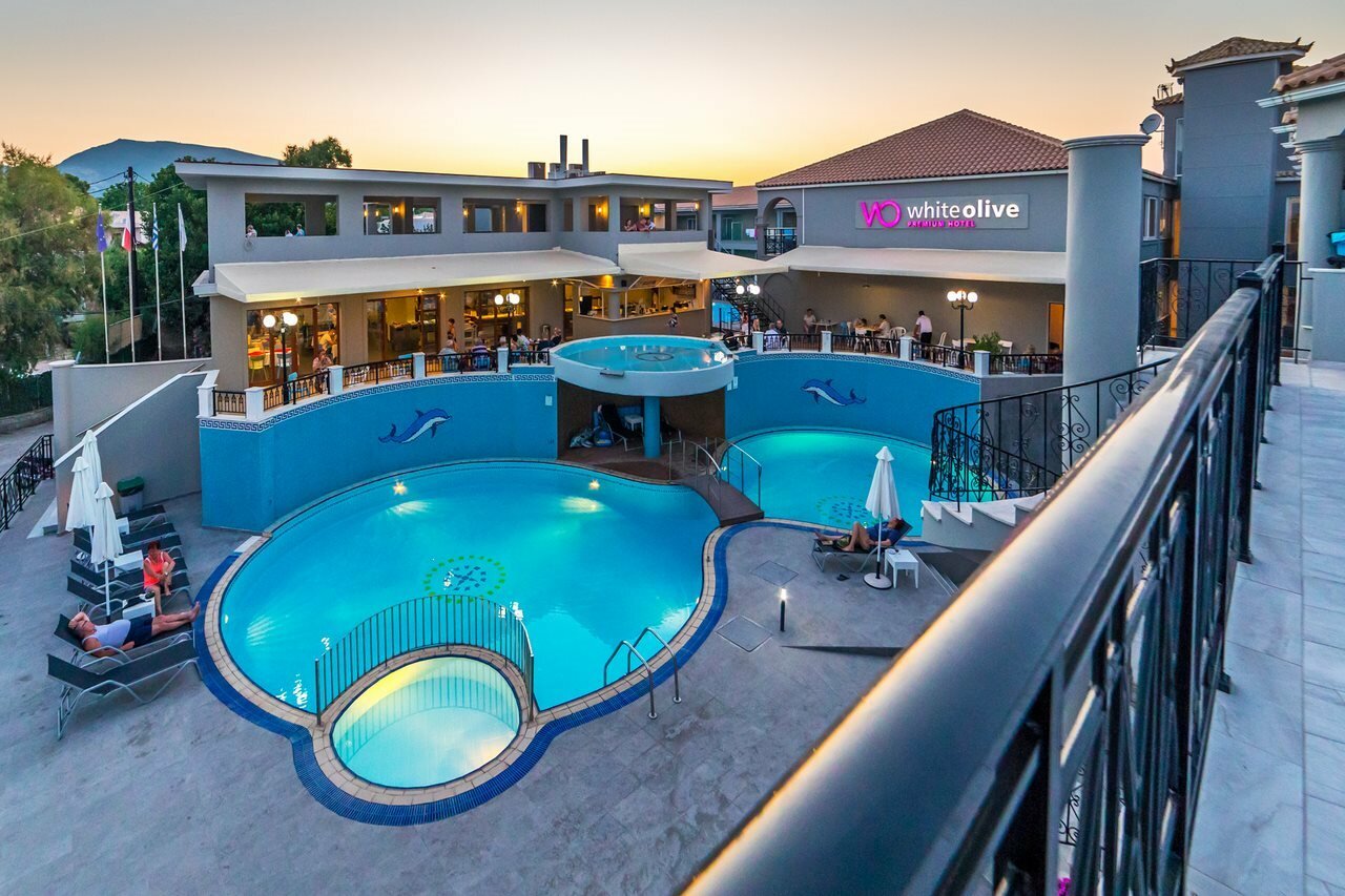 Фото White Olive Premium Laganas