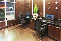 Фото Holiday Inn Express & Suites North Dallas at Preston, an Ihg Hotel