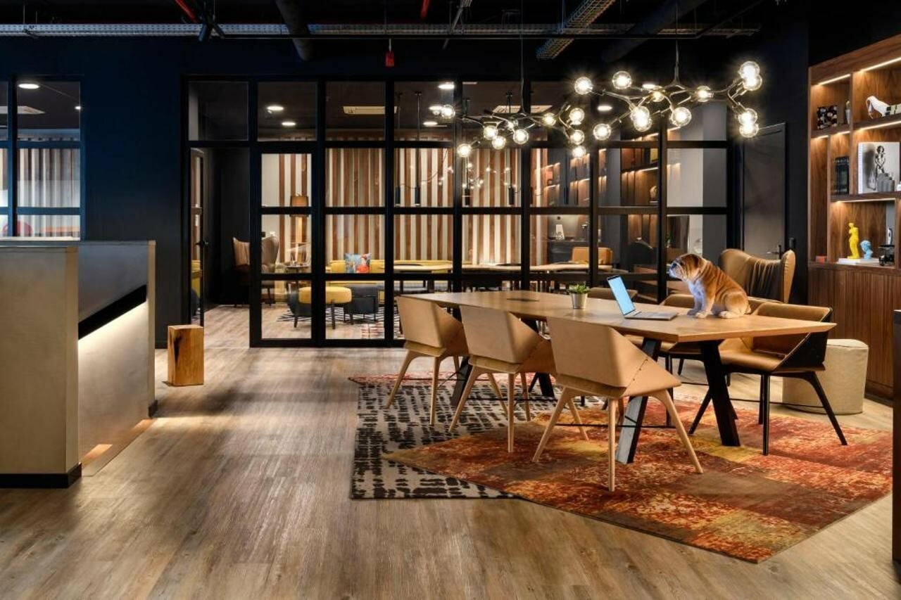 Фото Moxy Lisboa Oriente