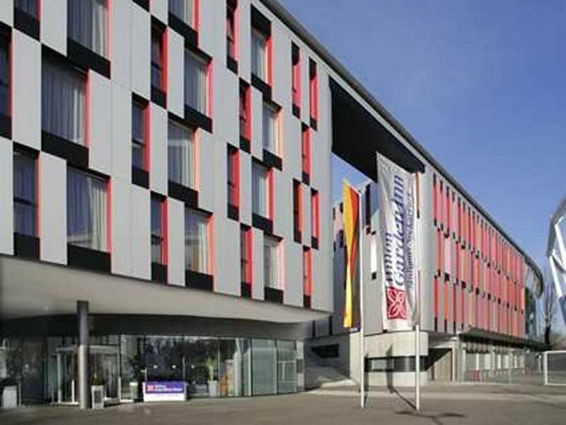 Фото Хилтон Гарден Инн Штутгарт Неккарпарк