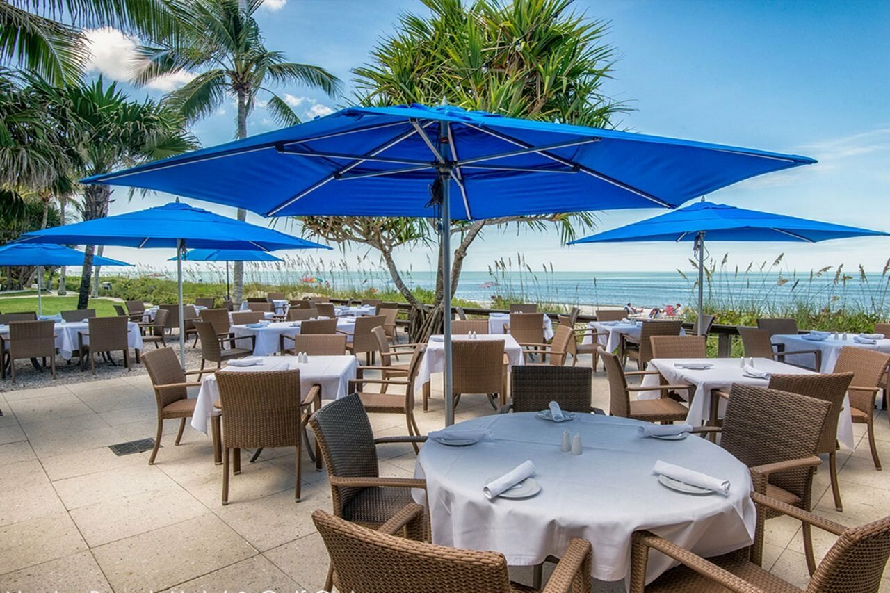 Фото Naples Beach Hotel and Golf Club