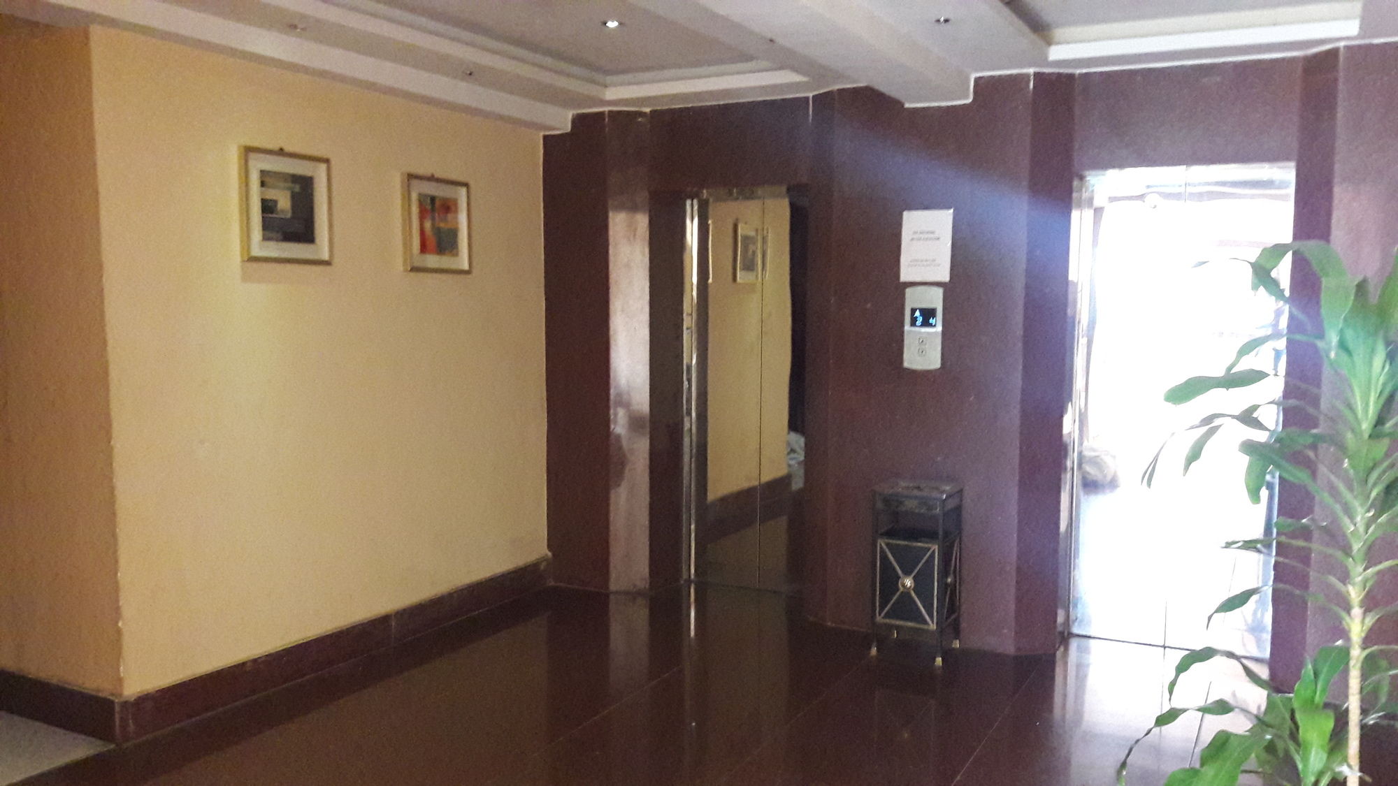 Фото Astoria Hotel