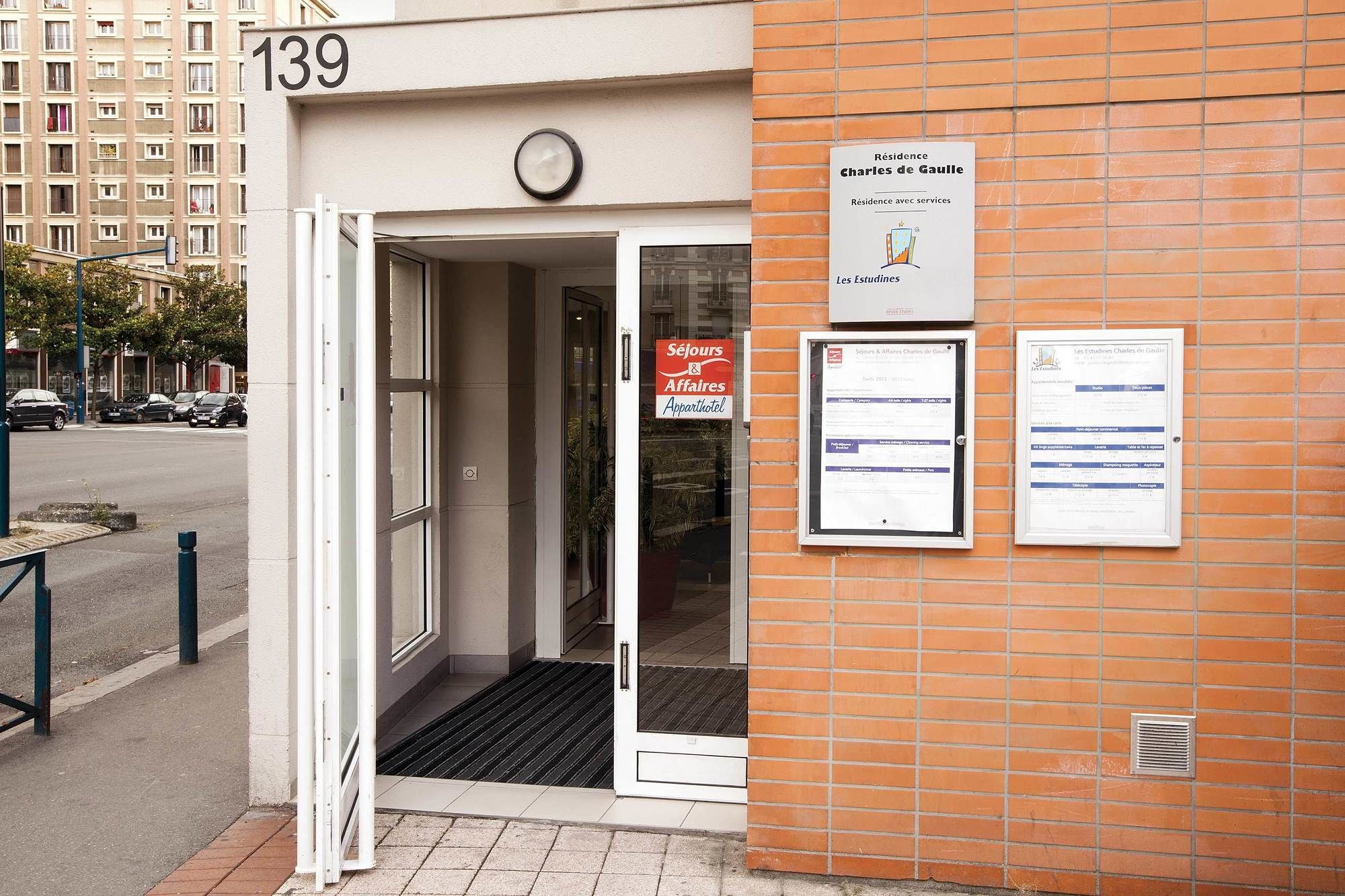 Фото Séjours & Affaires Charles de Gaulle