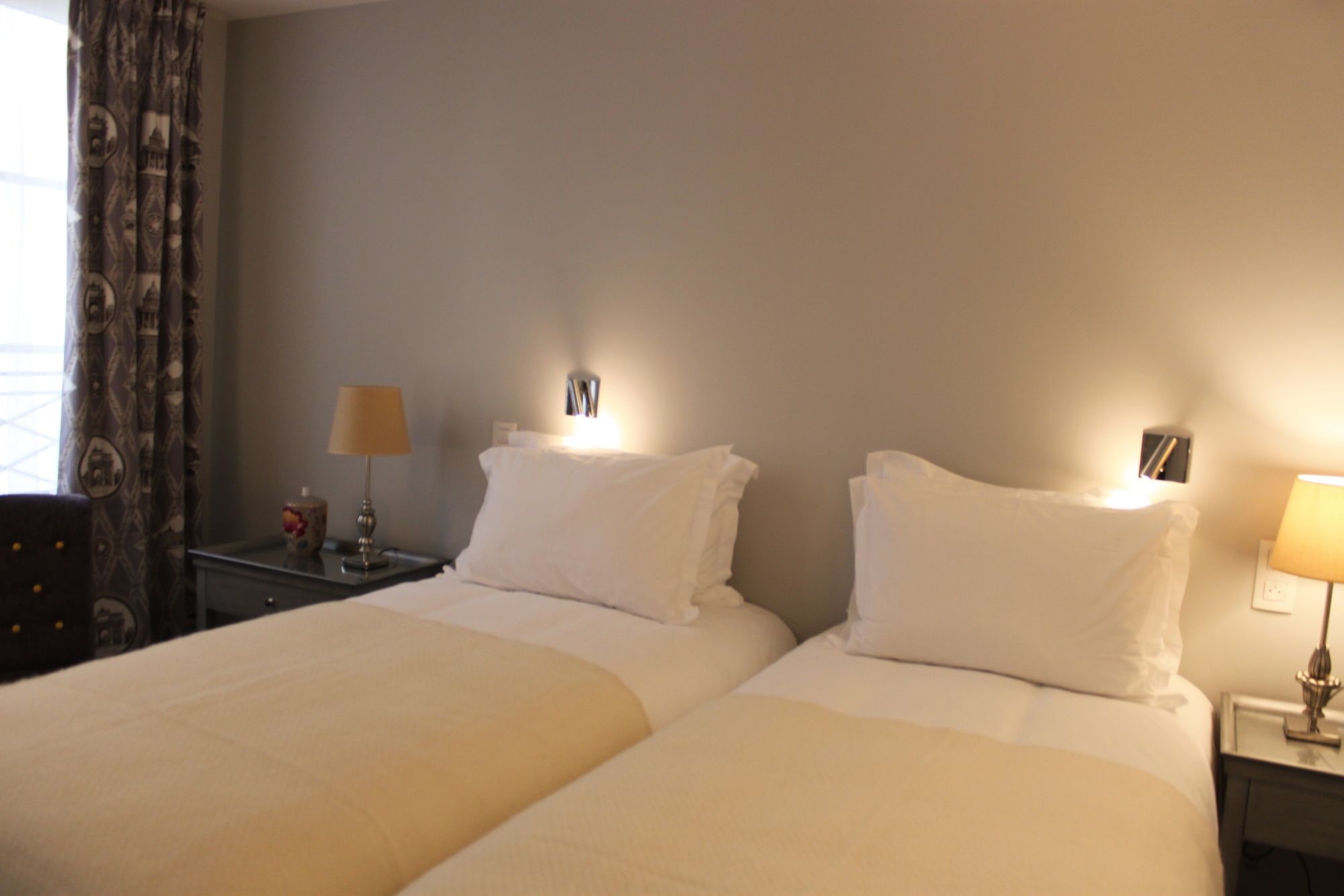 Фото My Home in Paris Hotel