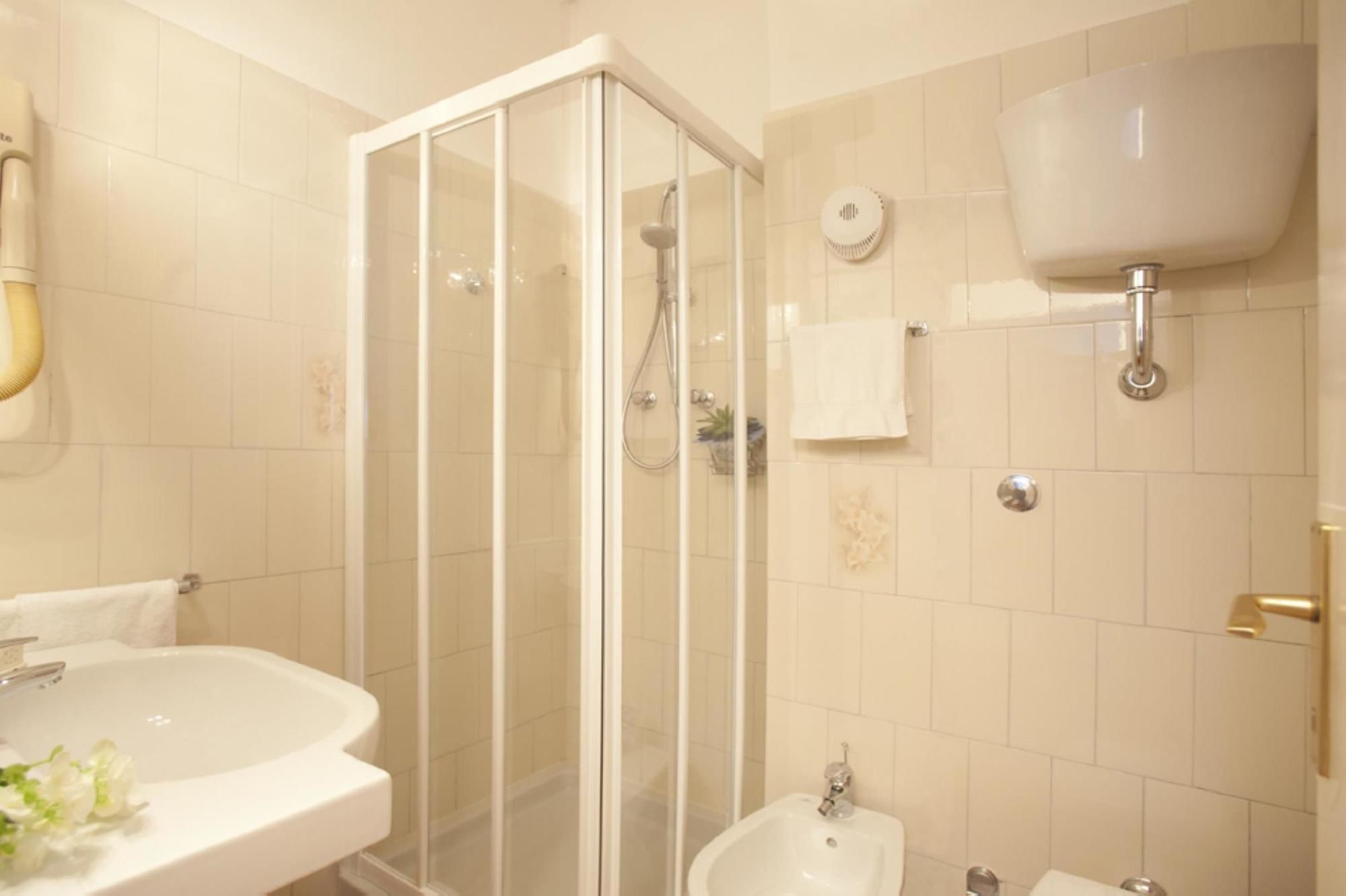 Фото Hotel La Caletta