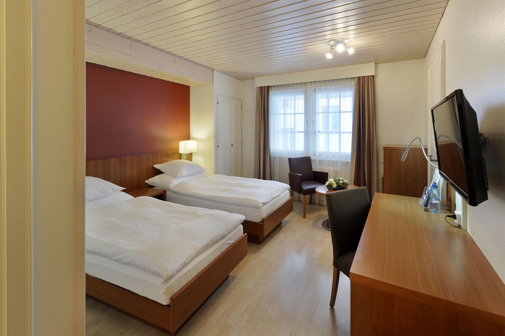 Фото Hotel De La Rose