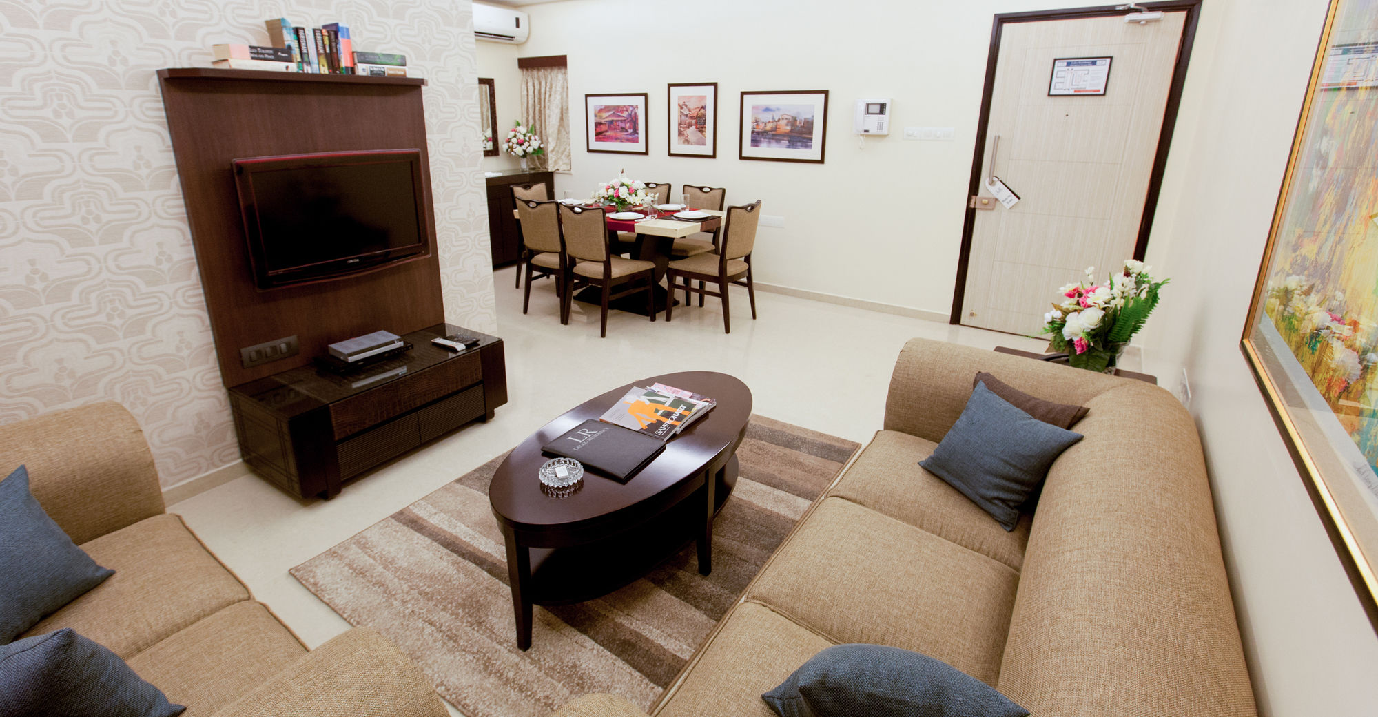 Фото Lalco Residency