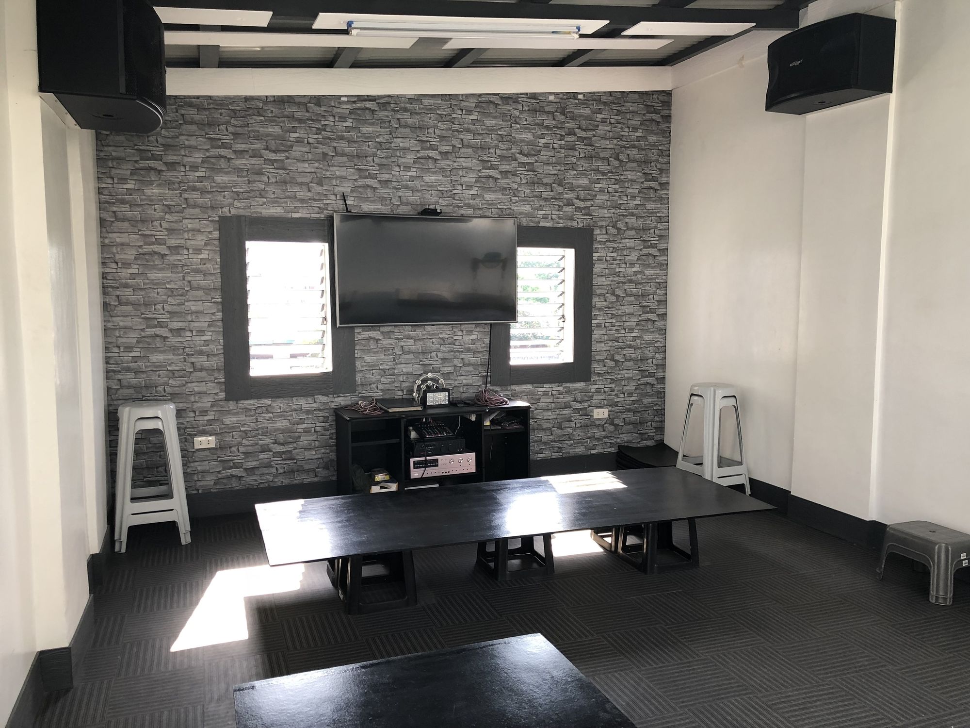 Фото ERVoruto Hostel Makati