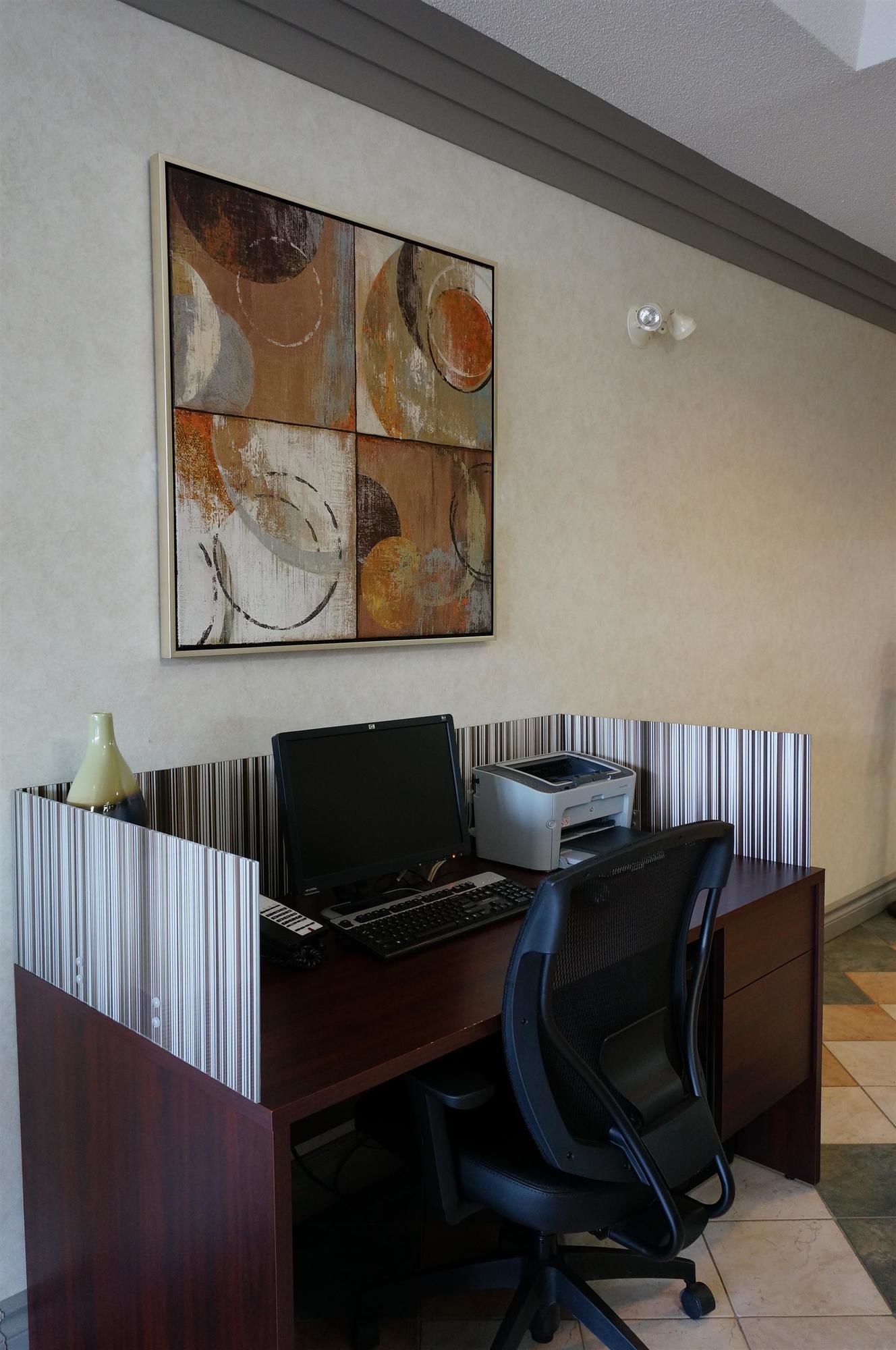 Фото Best Western Swan Castle Inn