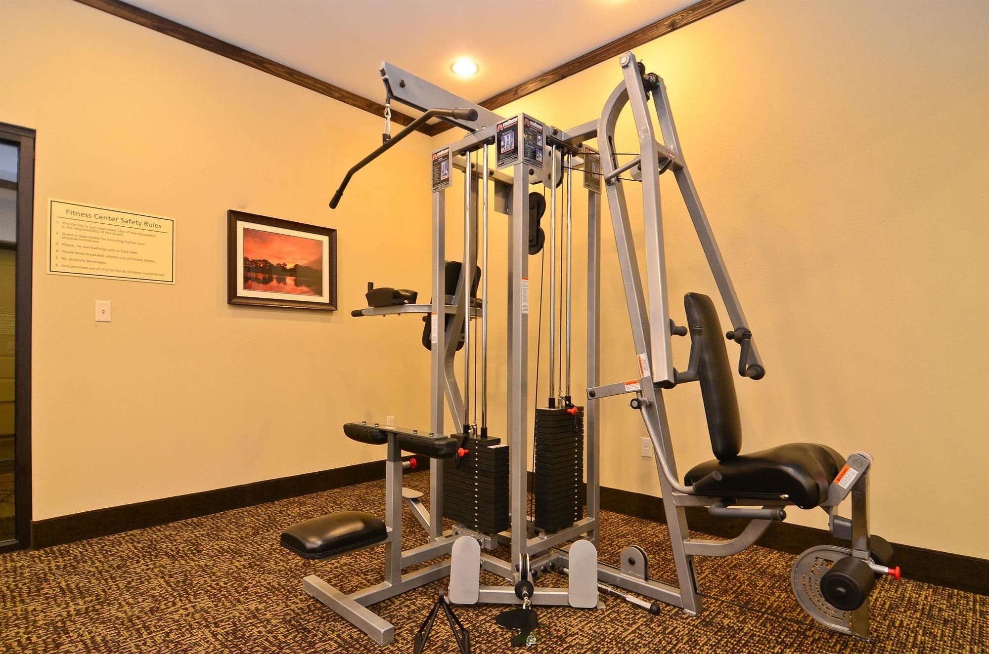 Фото Best Western Plus Emory At Lake Fork Inn & Suites