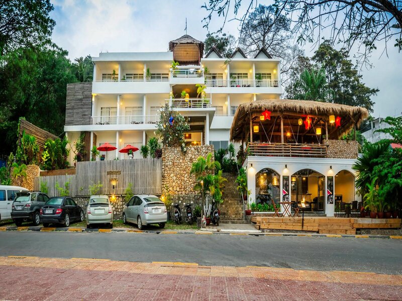 Гостиница Saravoan Hotel Kep