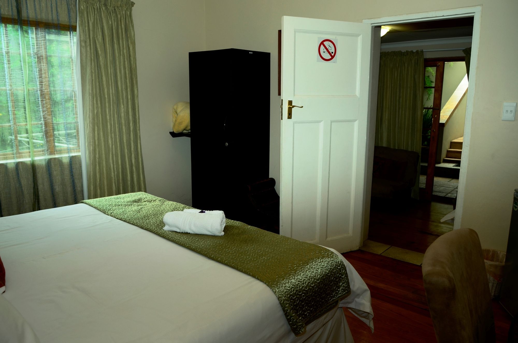 Фото 7th Street Guesthouse