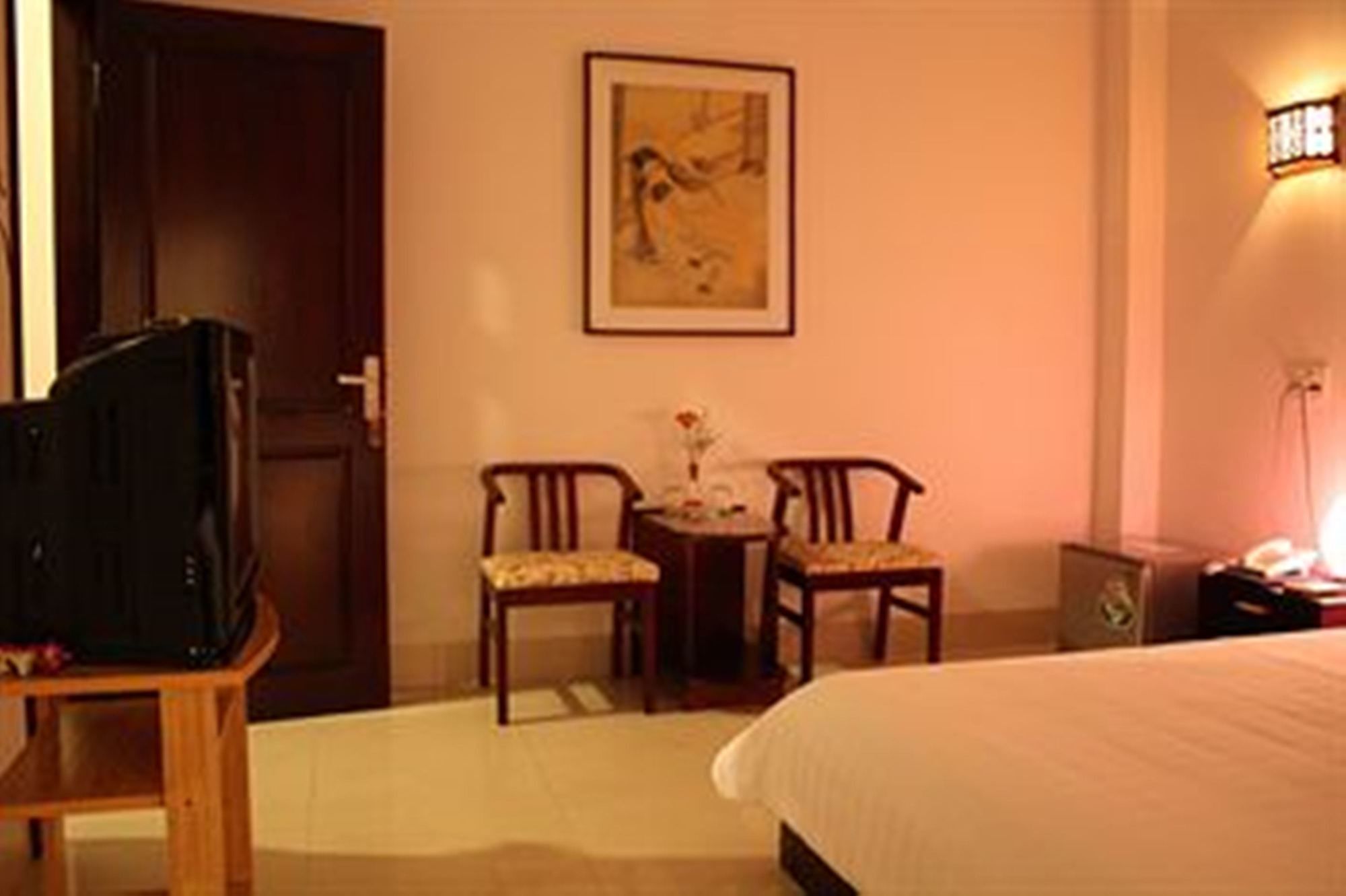 Фото Huong Binh Hotel Da Nang