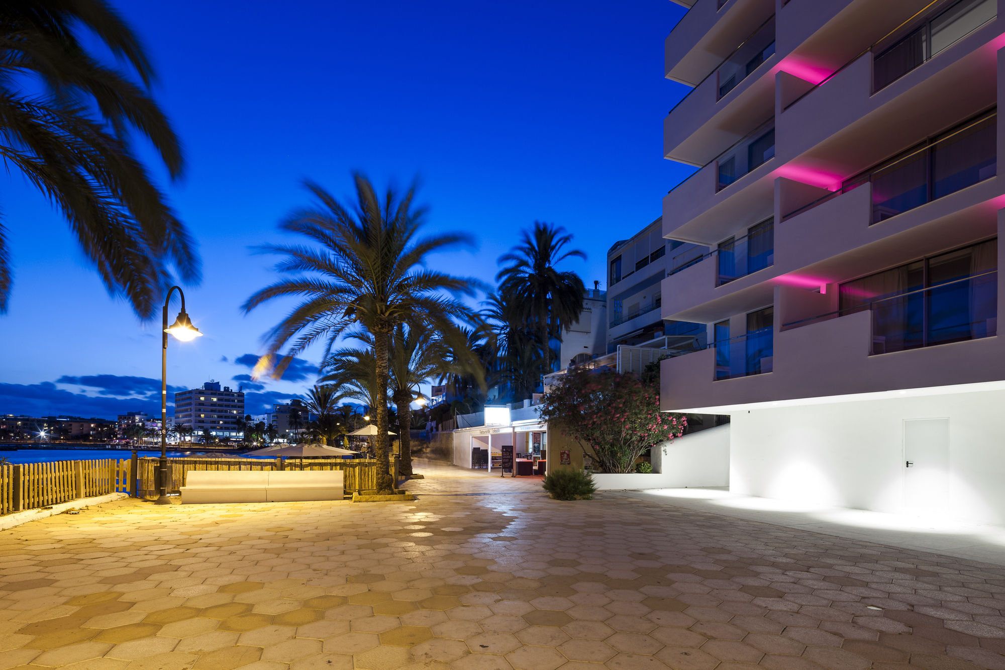 Фото Sud Ibiza Suites