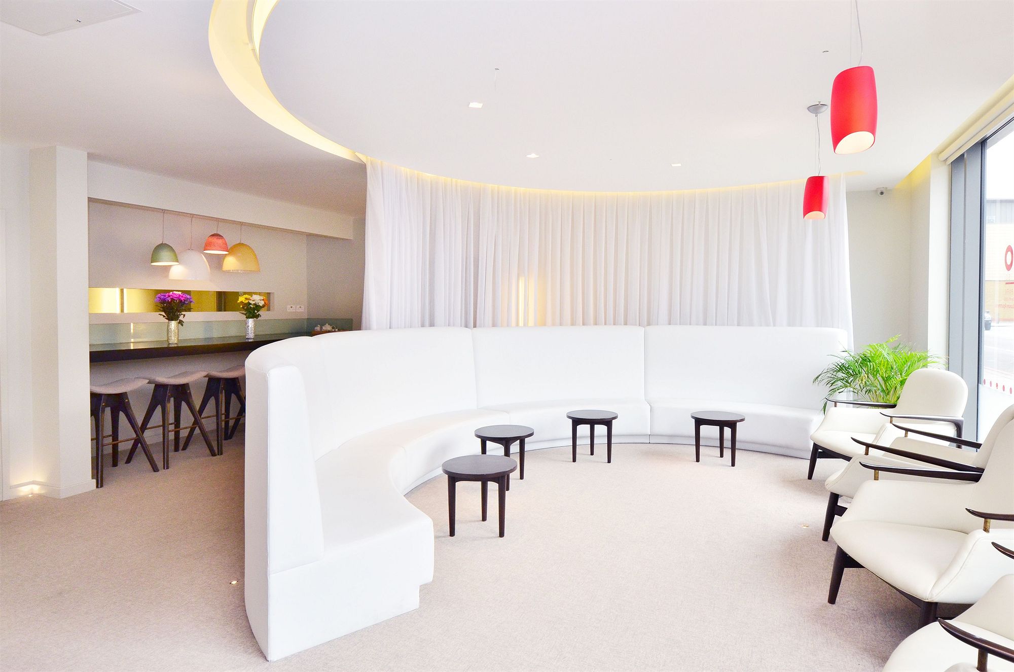 Фото Axiom Park Hotel