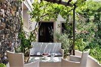 Фото Lava Suites and Lounge