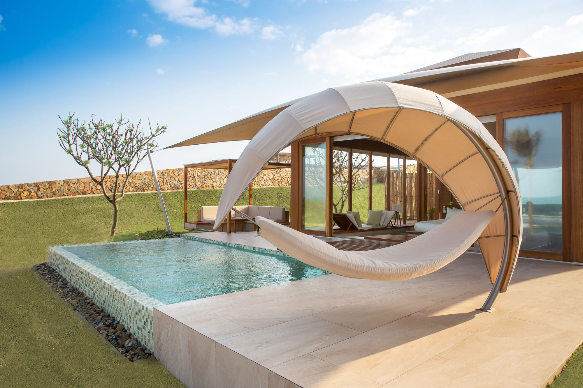 Фото Fusion Resort Cam Ranh