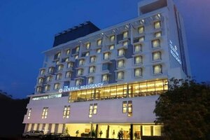 Гостиница The Central Residency