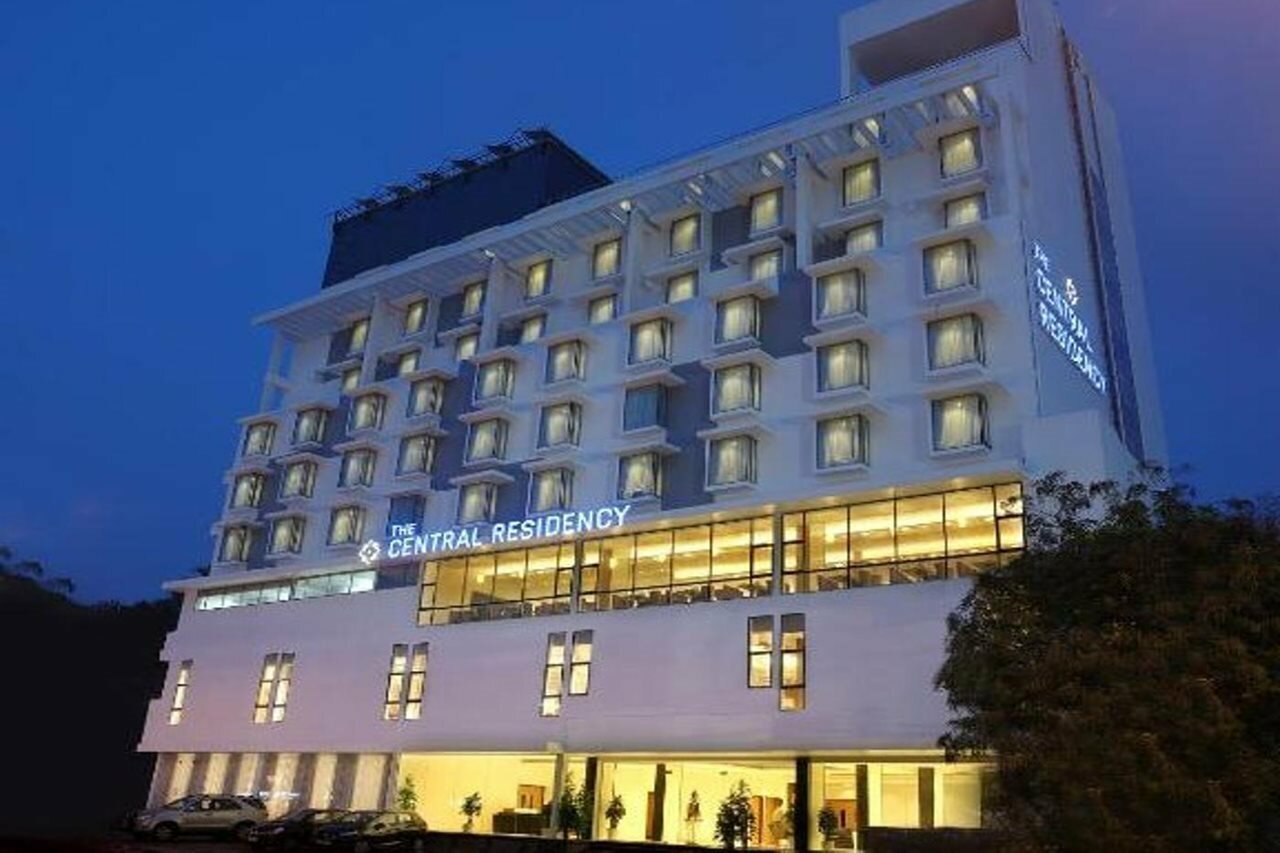 Фото отеля 1