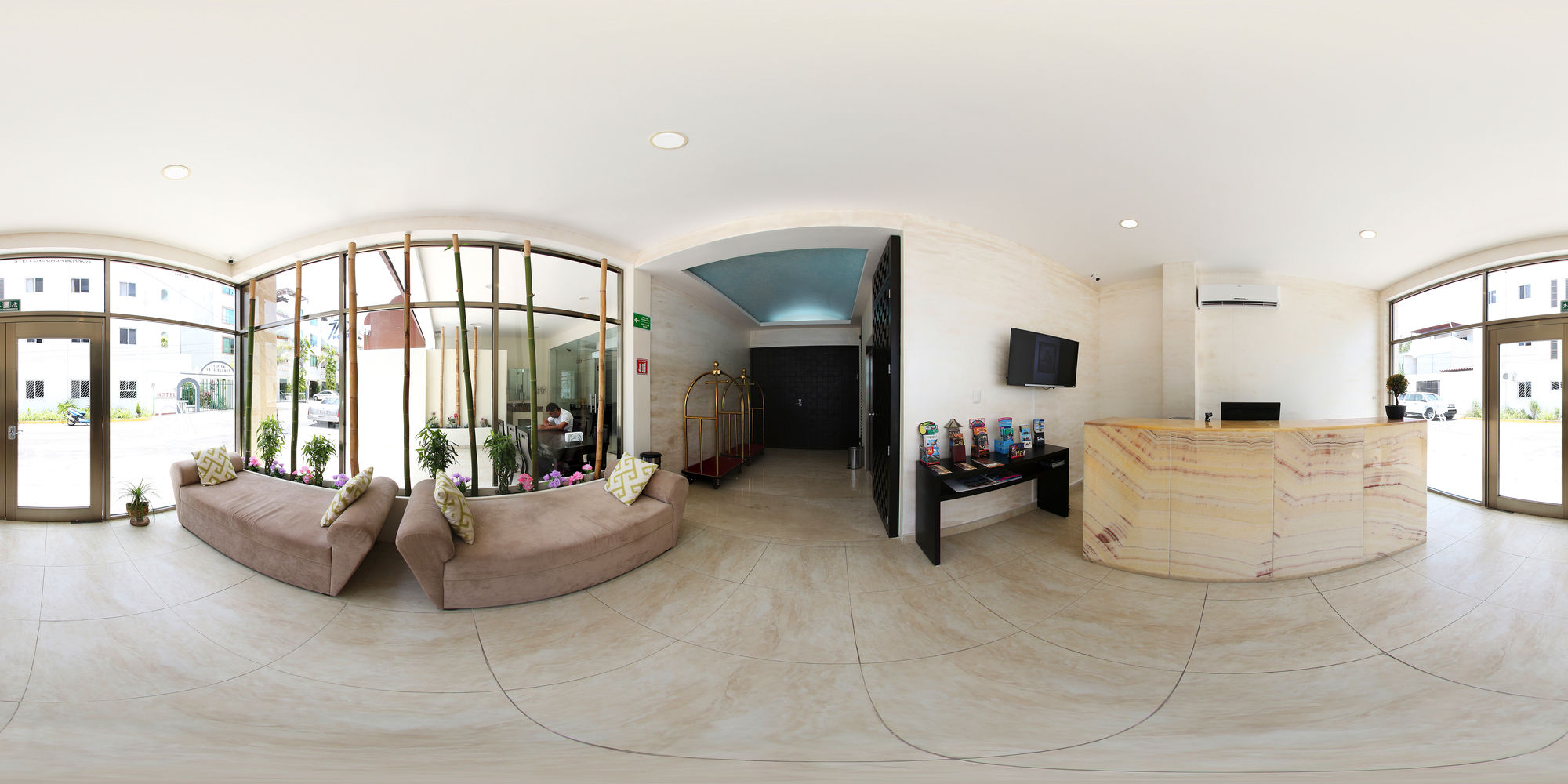 Фото 770 Hotel Boutique