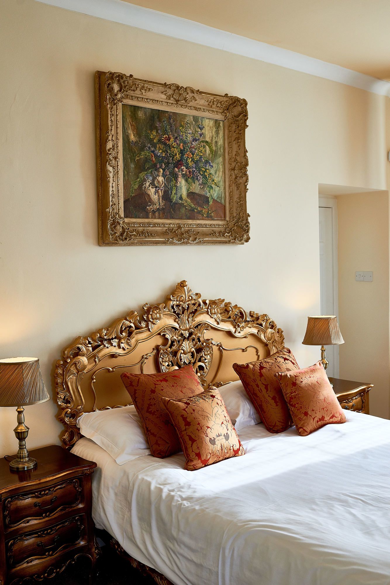 Фото Ednam House Hotel