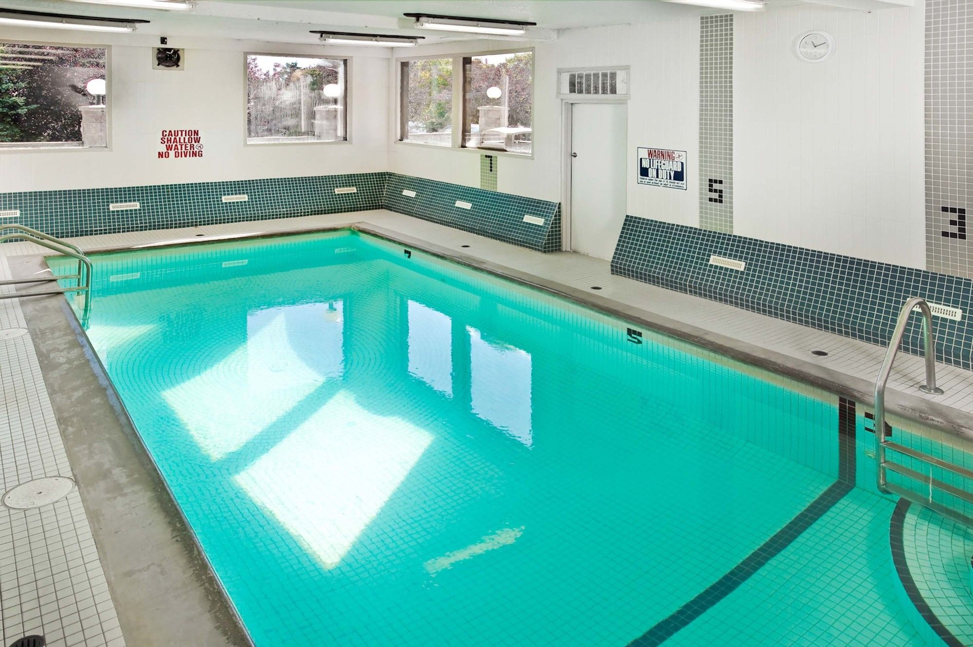 Фото Sandman Hotel & Suites Prince George