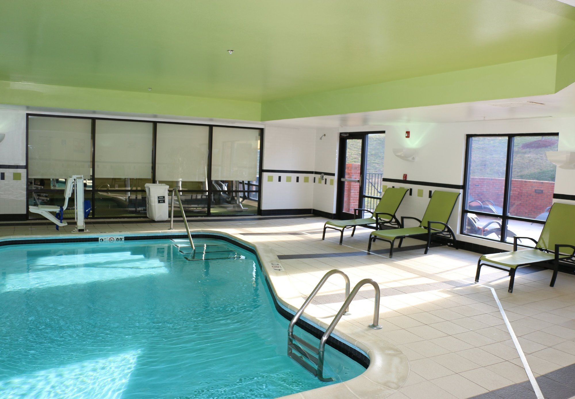 Фото Fairfield Inn & Suites by Marriott Charlotte Matthews