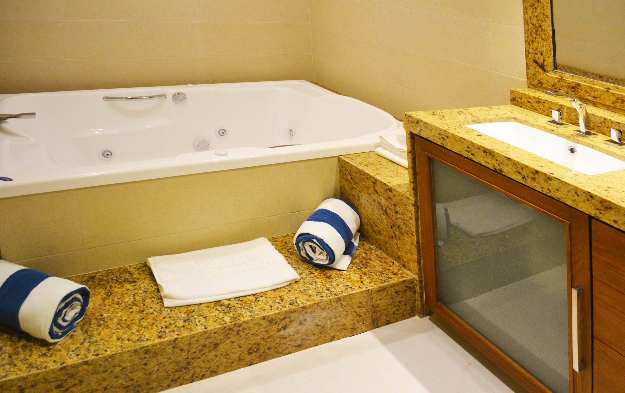 Фото Hotel Palmas De Cortez