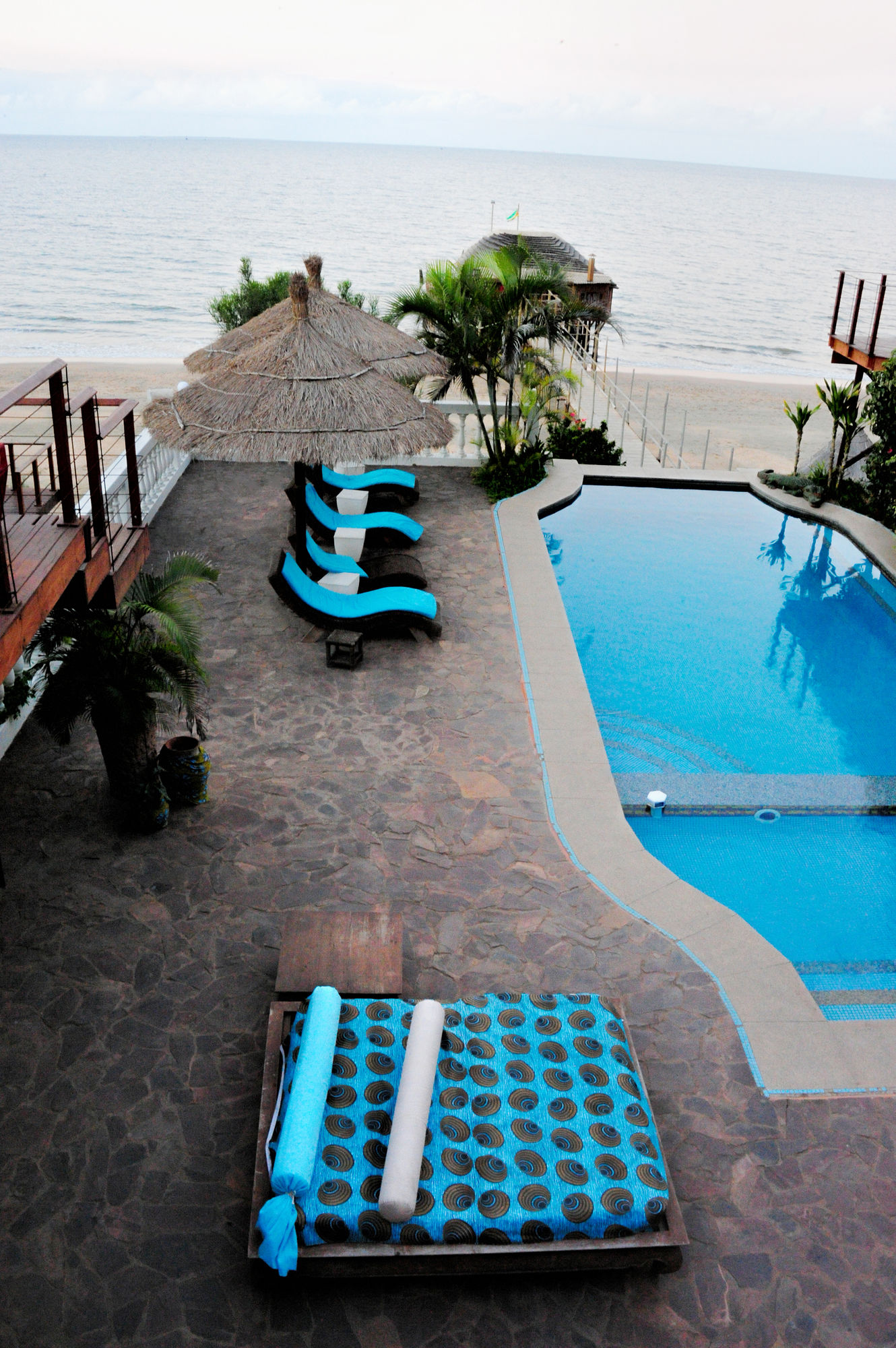 Фото Catembe Gallery Hotel
