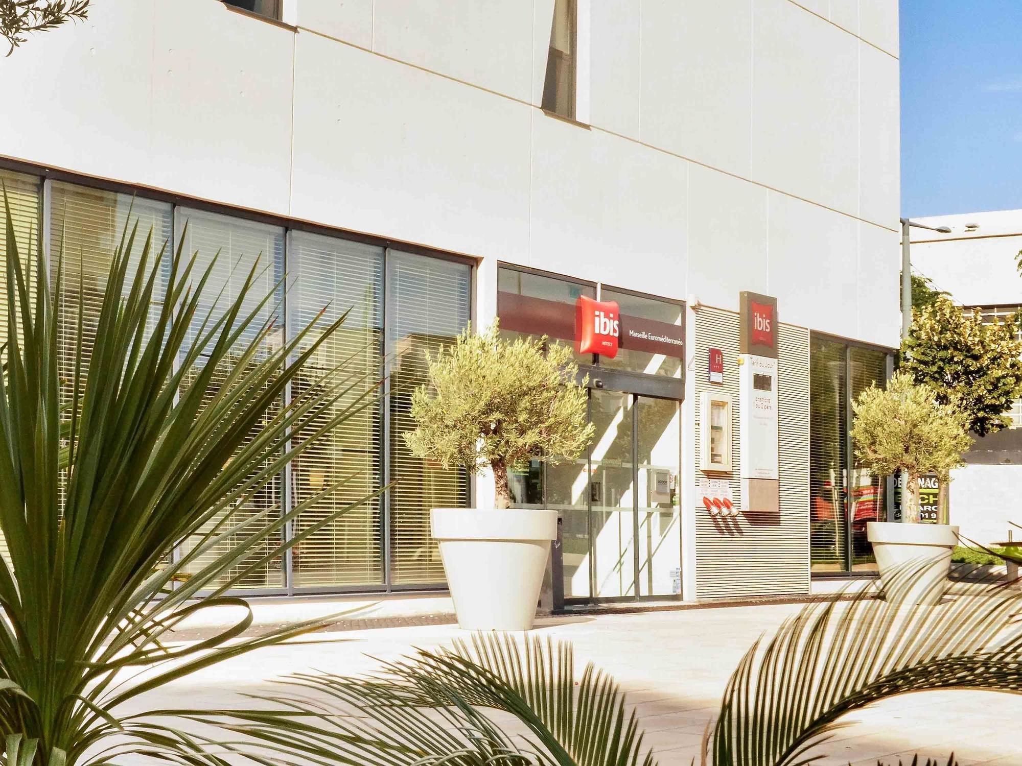 Фото Ibis Marseille Centre Euromed